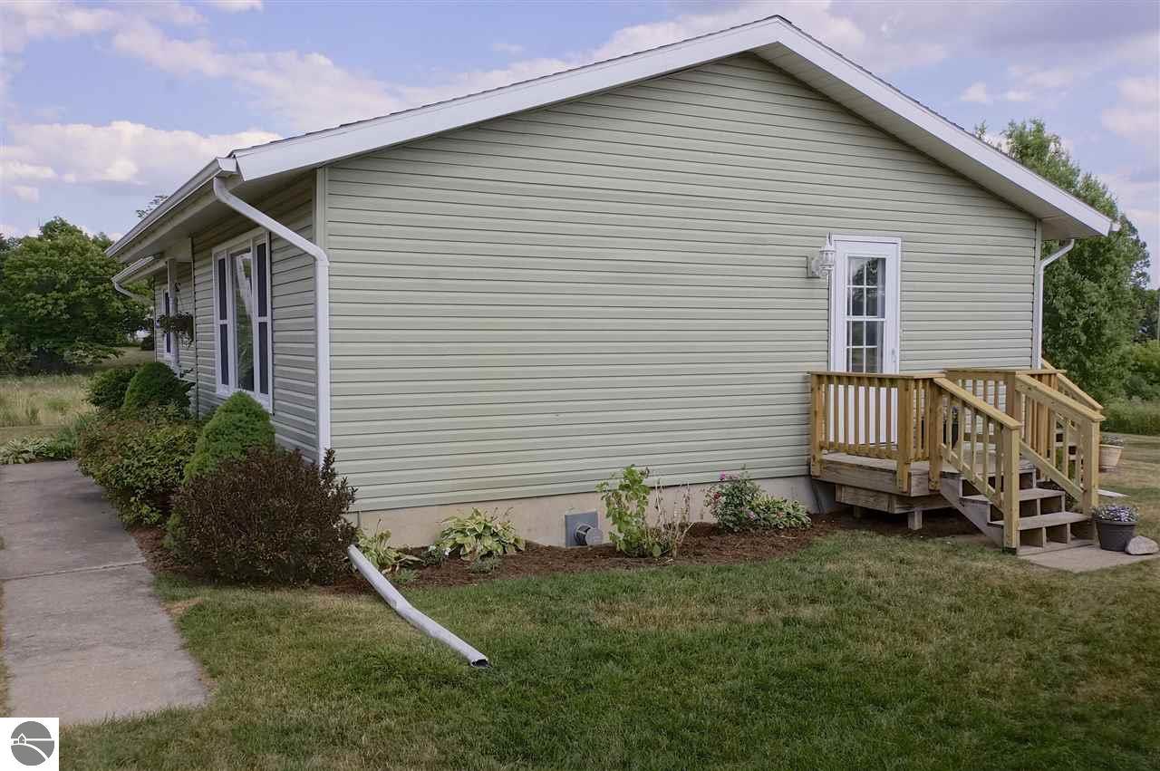 3860 E Walton, Shepherd, MI 48883 photo 24
