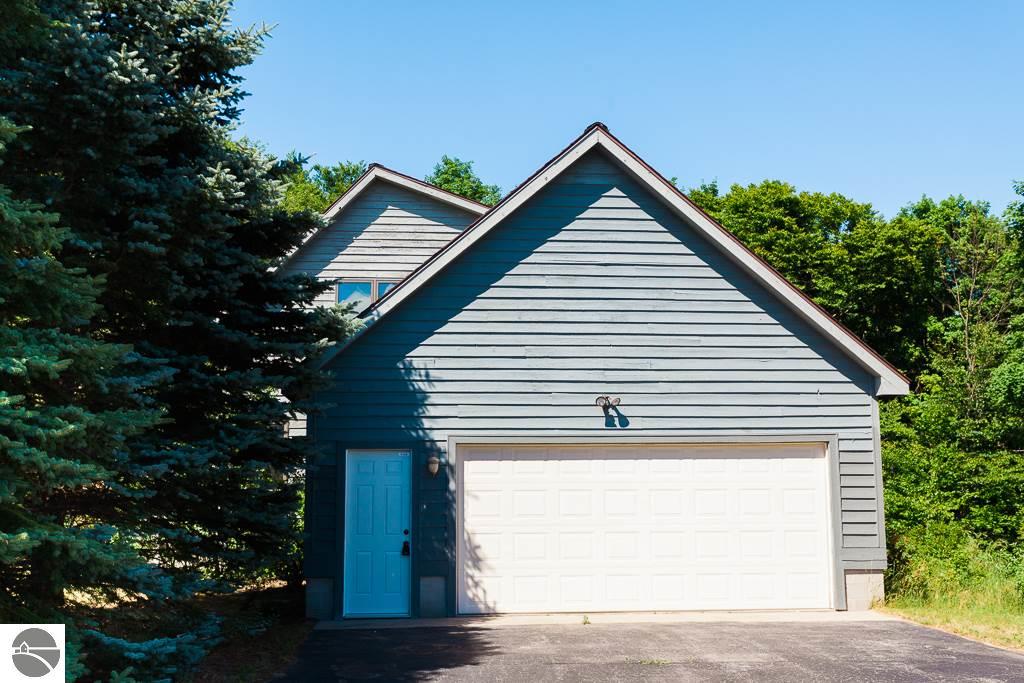 11275 S Ramblewood Dr, Cedar, MI 49621 photo 32