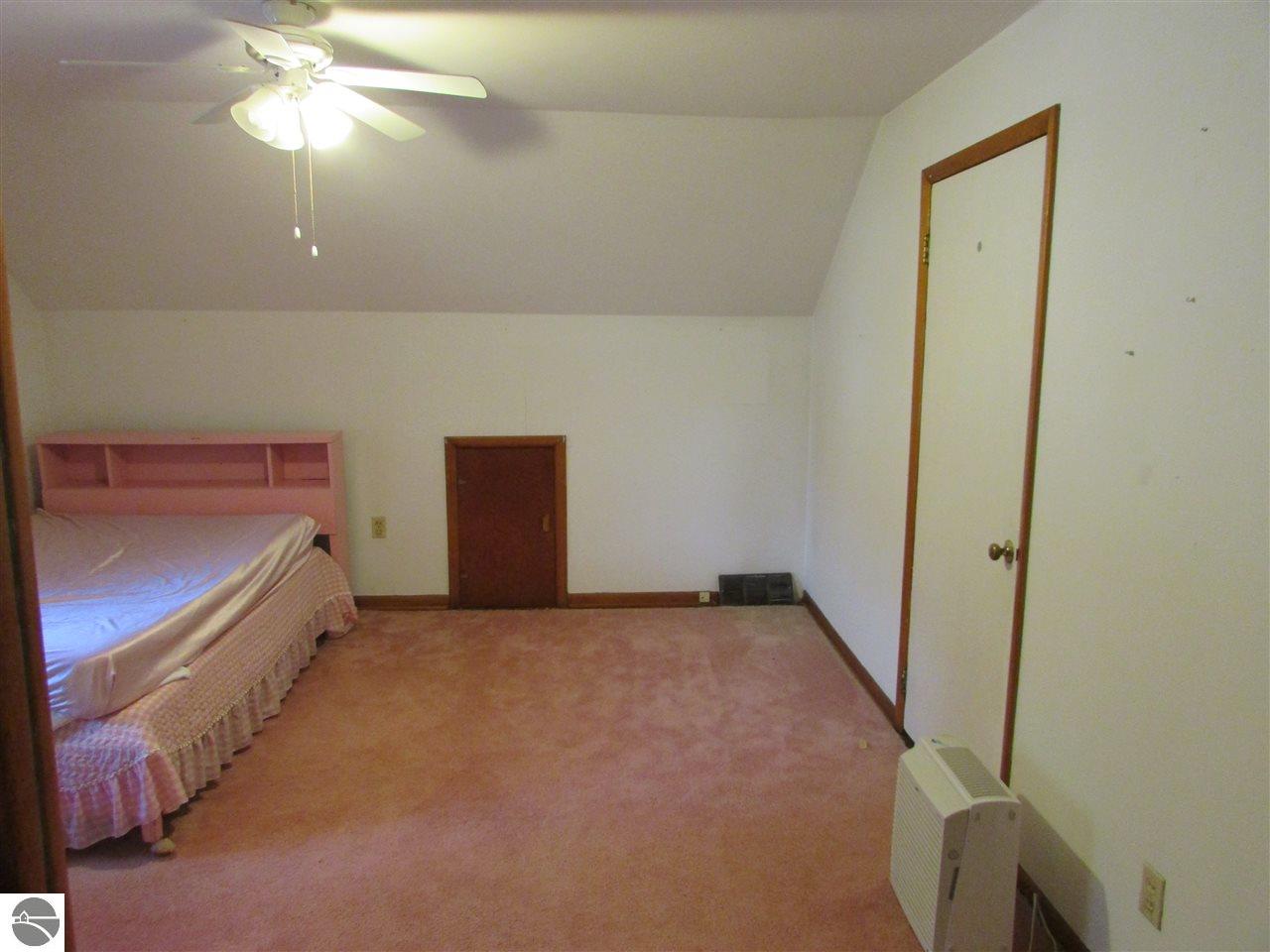 160 N 3rd St, Blanchard, MI 49310 photo 22