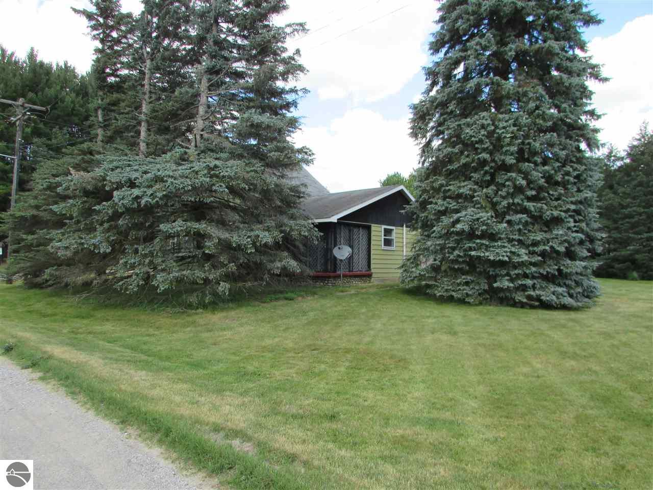 160 N 3rd St, Blanchard, MI 49310 photo 40