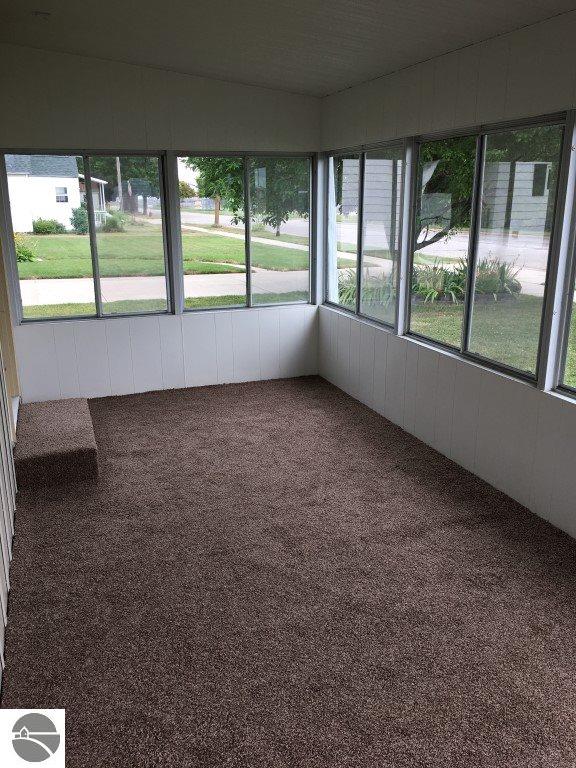 320 S Front St, Standish, MI 48658 photo 4