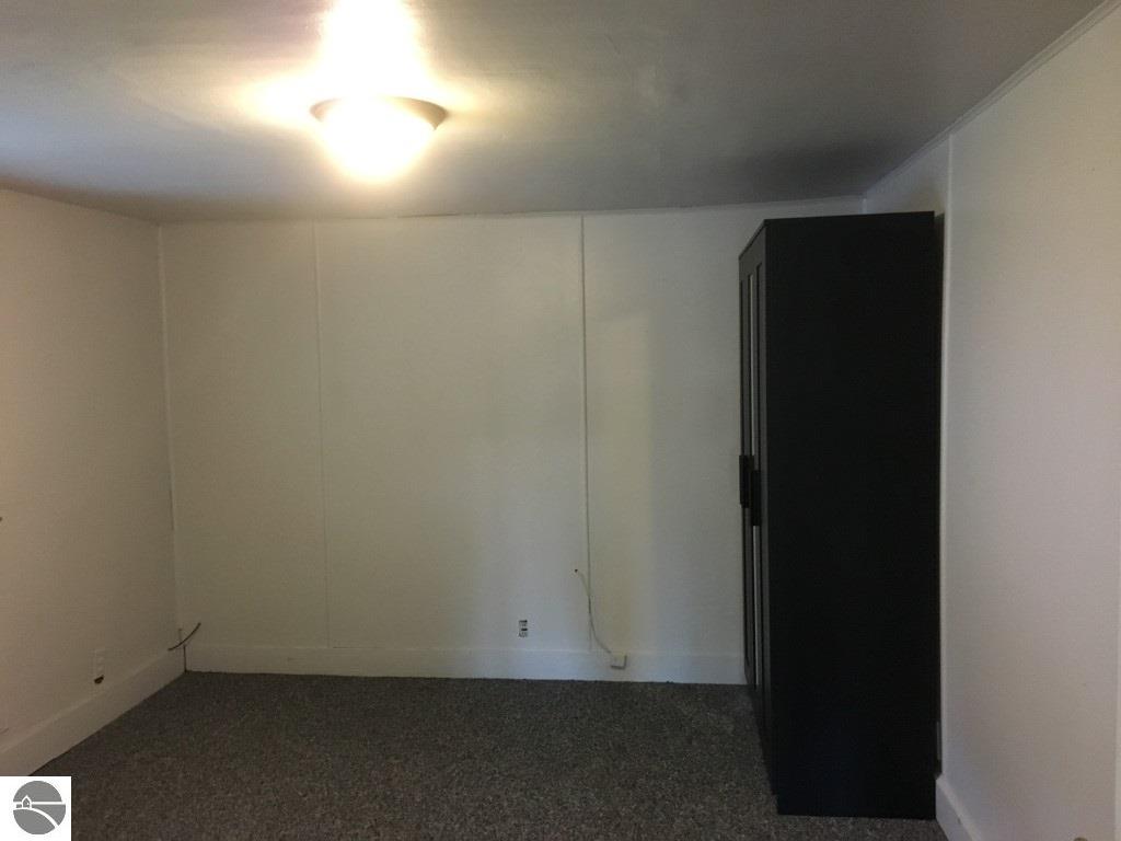 320 S Front St, Standish, MI 48658 photo 8