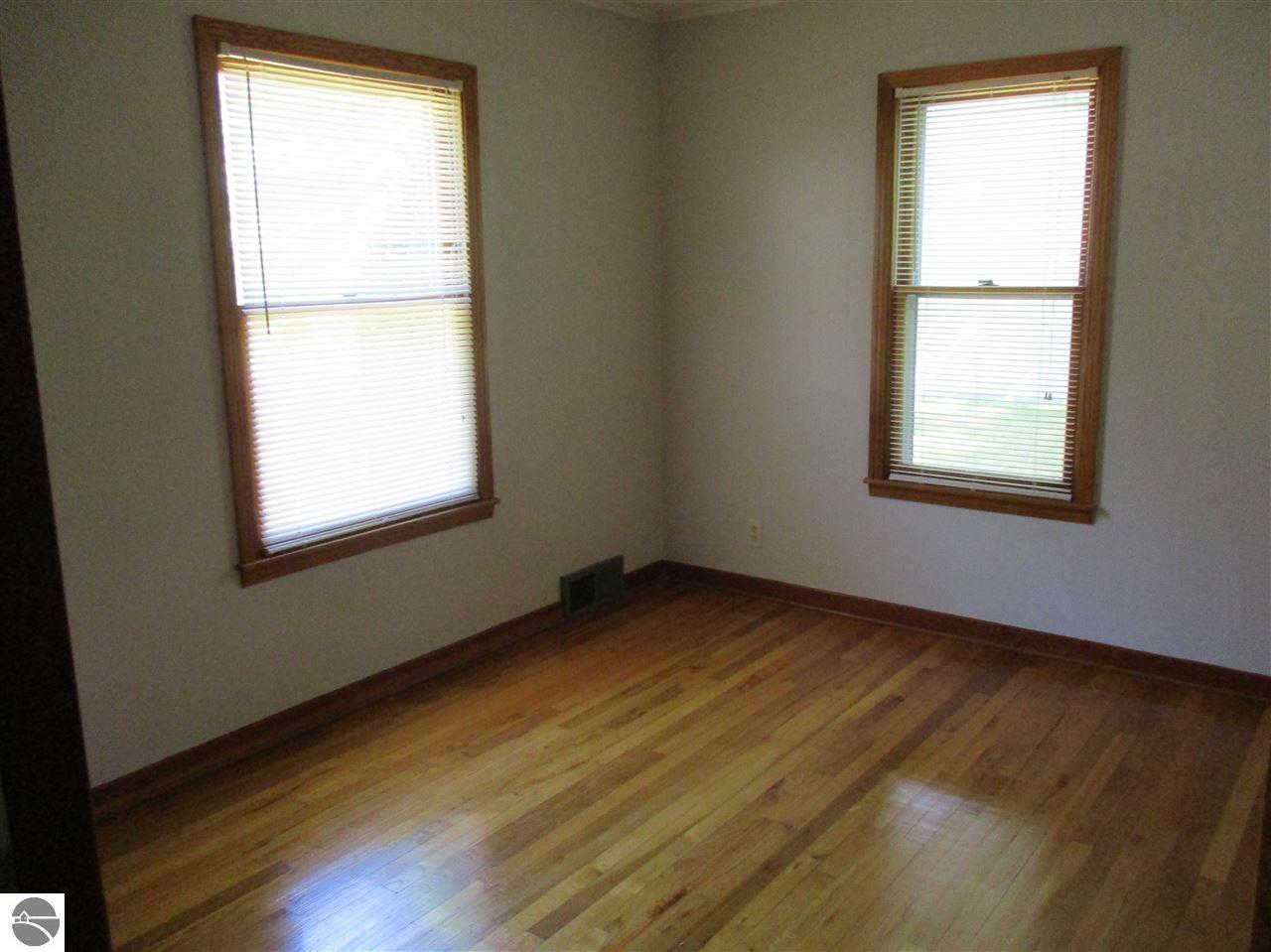 218 N Maple, Ithaca, MI 48847 photo 10