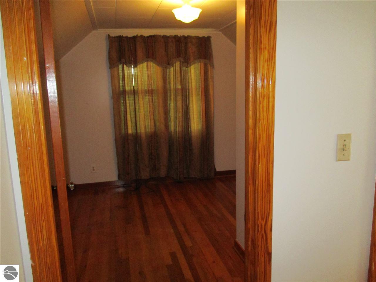 218 N Maple, Ithaca, MI 48847 photo 15