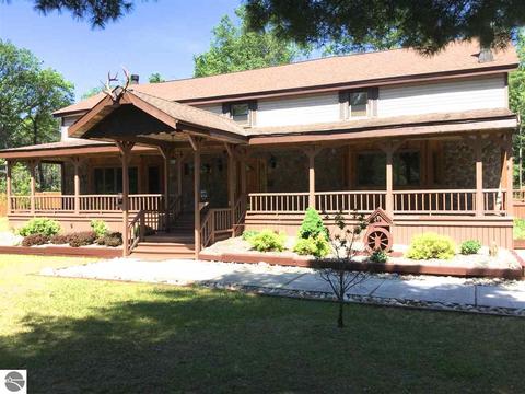 2424 Pierce Rd, Mio, MI 48647 photo 2