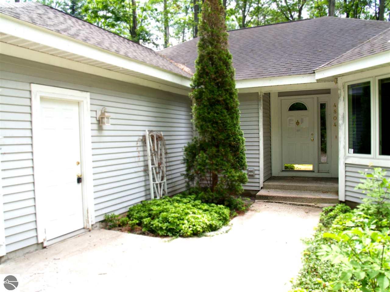 4804 S Green Ct, Cedar, MI 49621 photo 13