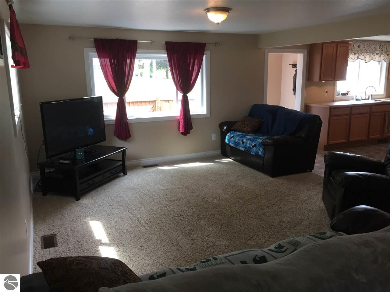202 W Seaver St, Ithaca, MI 48847 photo 16