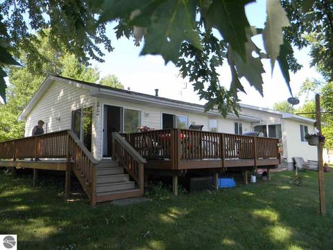 4812 Terry Ln, Hale, MI 48739 photo 3