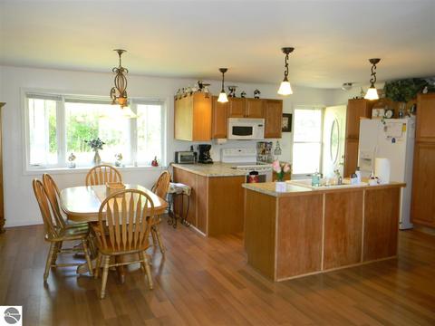 4812 Terry Ln, Hale, MI 48739 photo 11