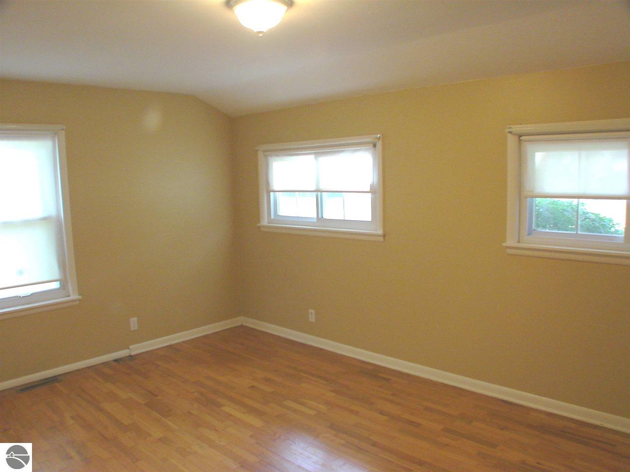 301 N Nelson St, Ithaca, MI 48847 photo 14
