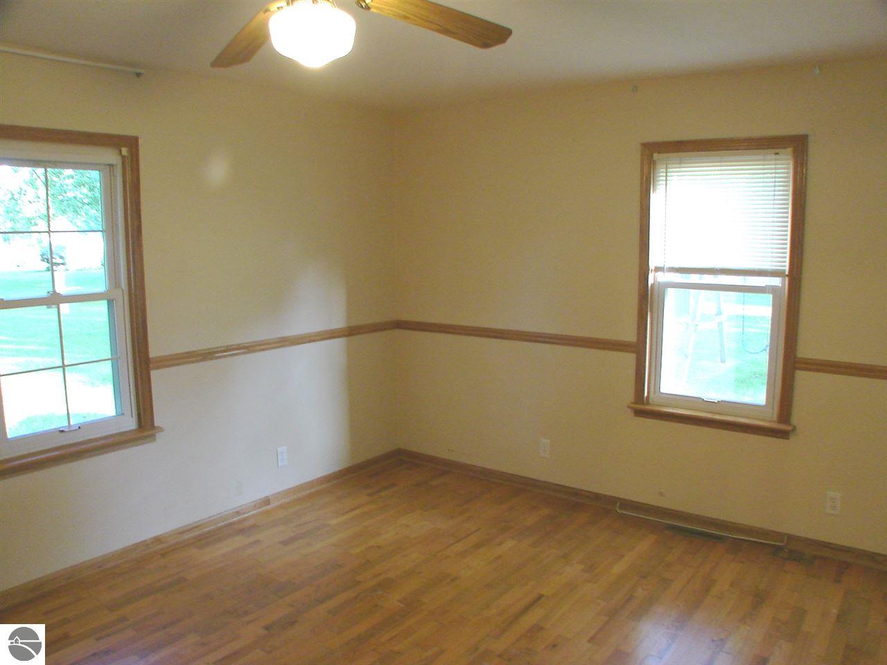 301 N Nelson St, Ithaca, MI 48847 photo 15