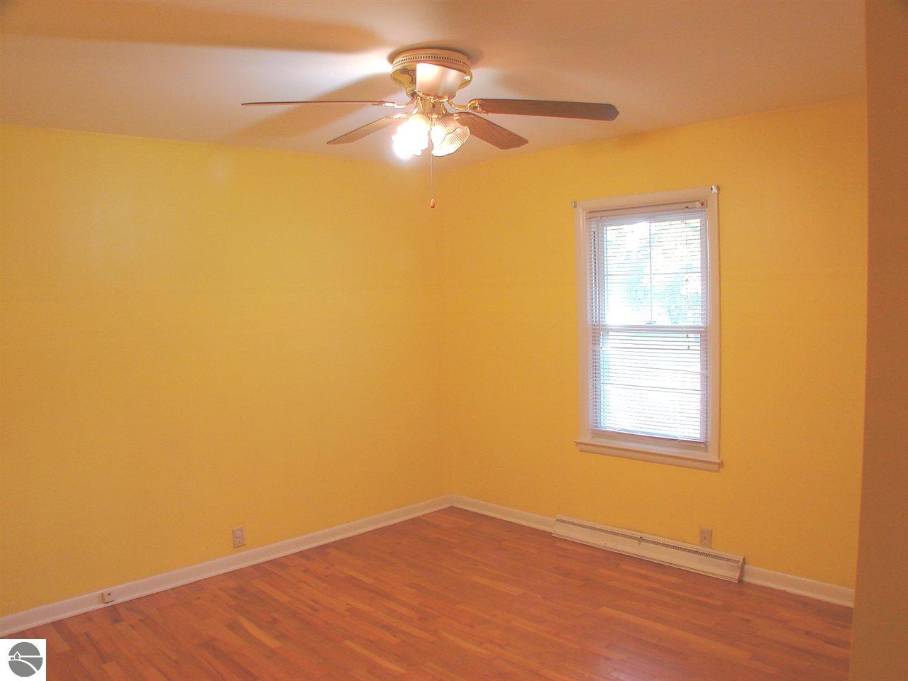 301 N Nelson St, Ithaca, MI 48847 photo 9