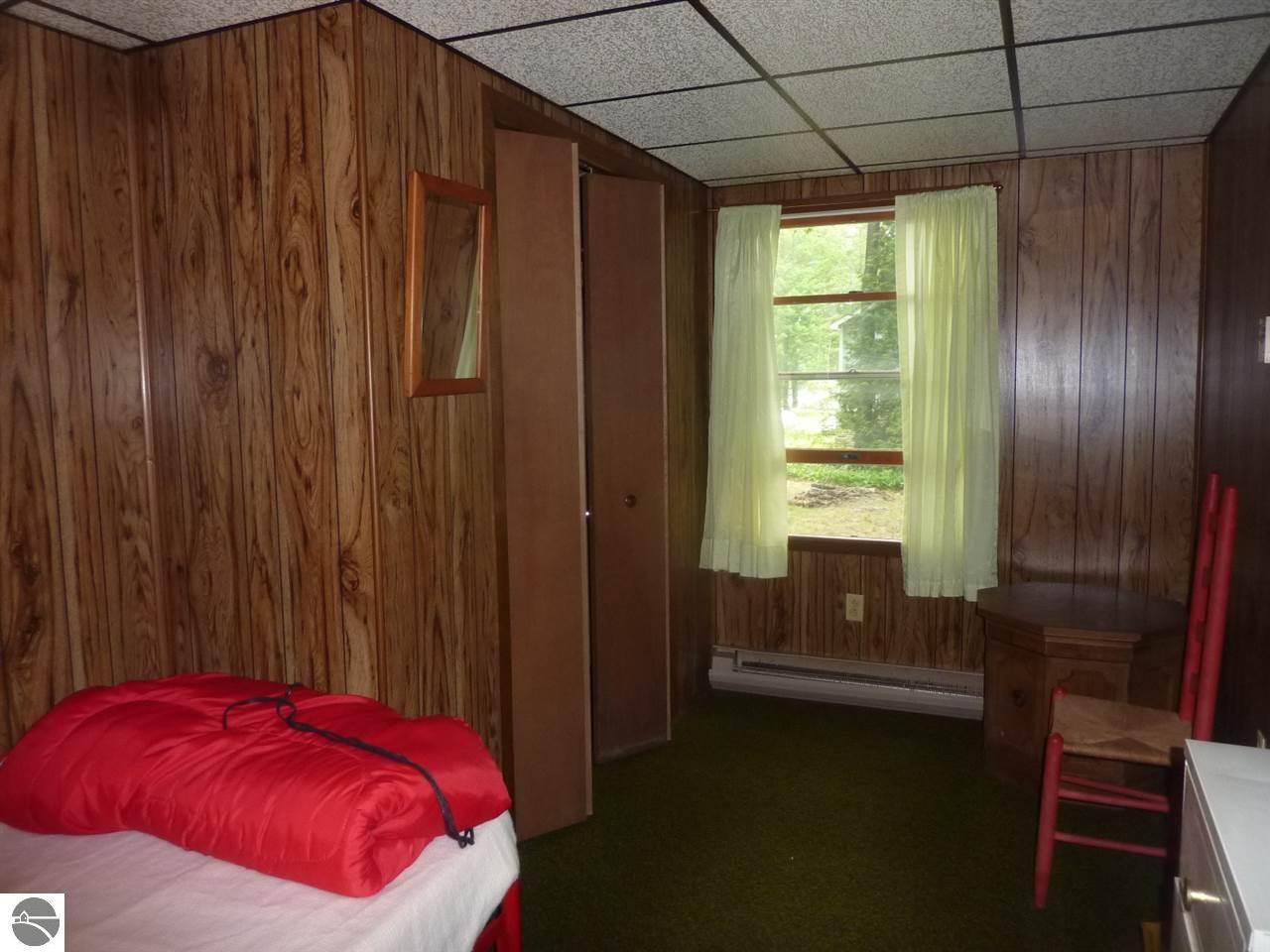 641 Pine St, Harrison, MI 48625 photo 12