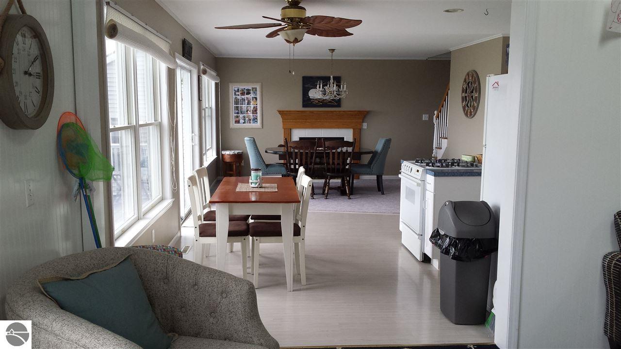 438 N Huron, Au Gres, MI 48703 photo 9