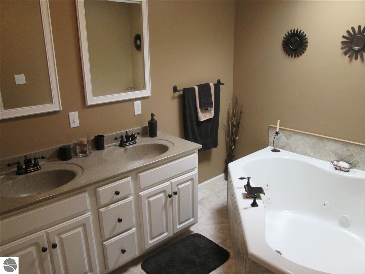 4485 Lighthouse Dr, Lake, MI 48632 photo 16