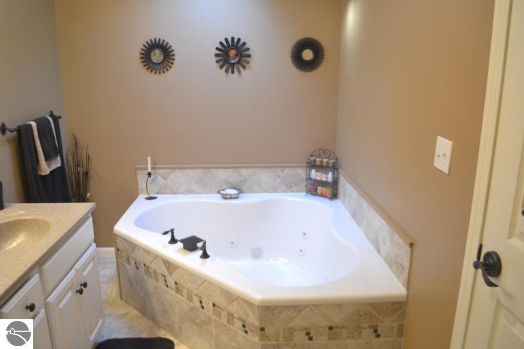 4485 Lighthouse Dr, Lake, MI 48632 photo 17