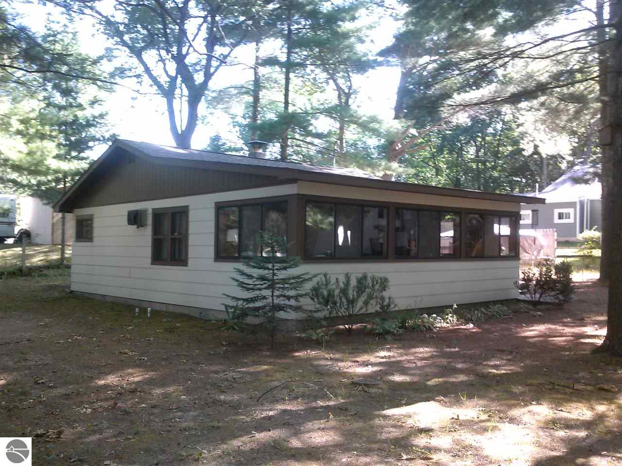 5337 E 15th St, Au Gres, MI 48703 photo 1