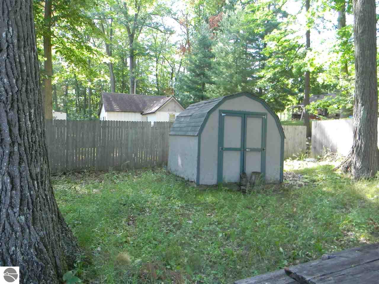 2425 Thornapple Dr, Lupton, MI 48635 photo 14