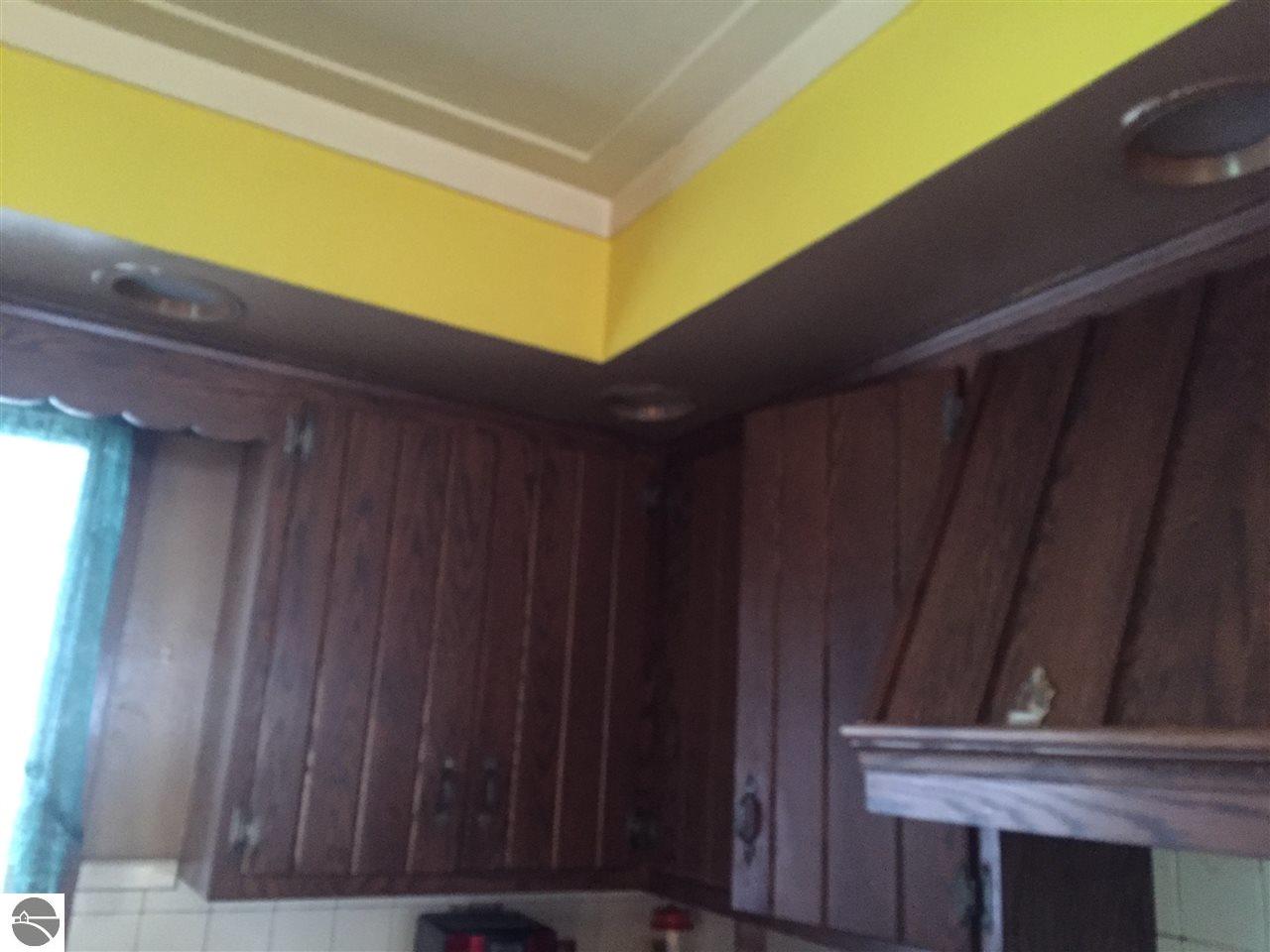 5466 E St Charles Rd, Ithaca, MI 48847 photo 9
