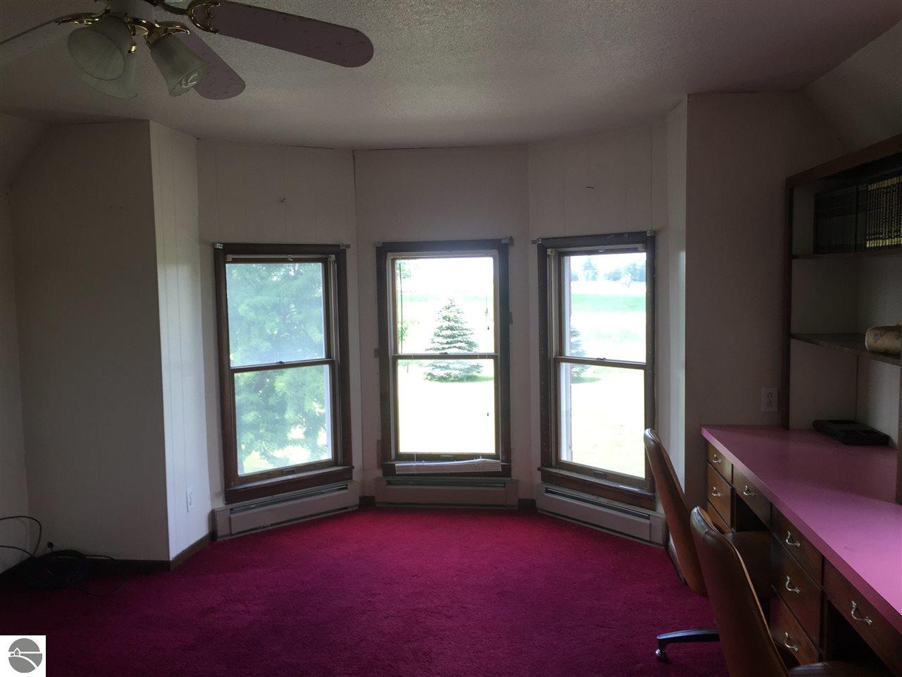 5466 E St Charles Rd, Ithaca, MI 48847 photo 28