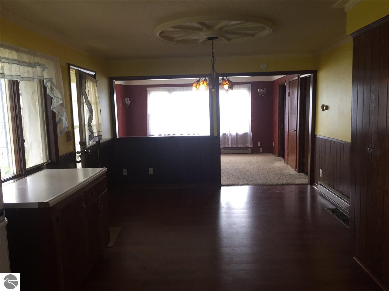 5466 E St Charles Rd, Ithaca, MI 48847 photo 4