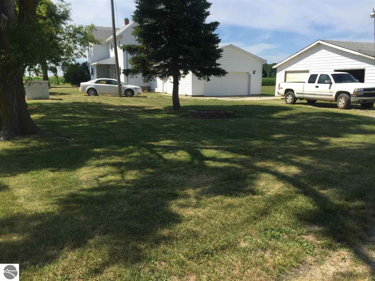 3990 S Begole Rd, Ithaca, MI 48847 photo 4