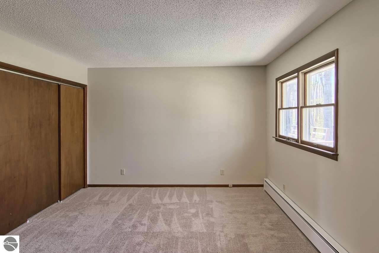 3954 E Shore Dr, Grawn, MI 49637 photo 15