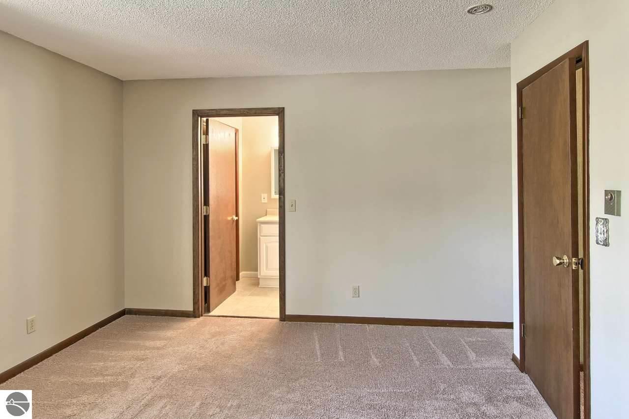 3954 E Shore Dr, Grawn, MI 49637 photo 16