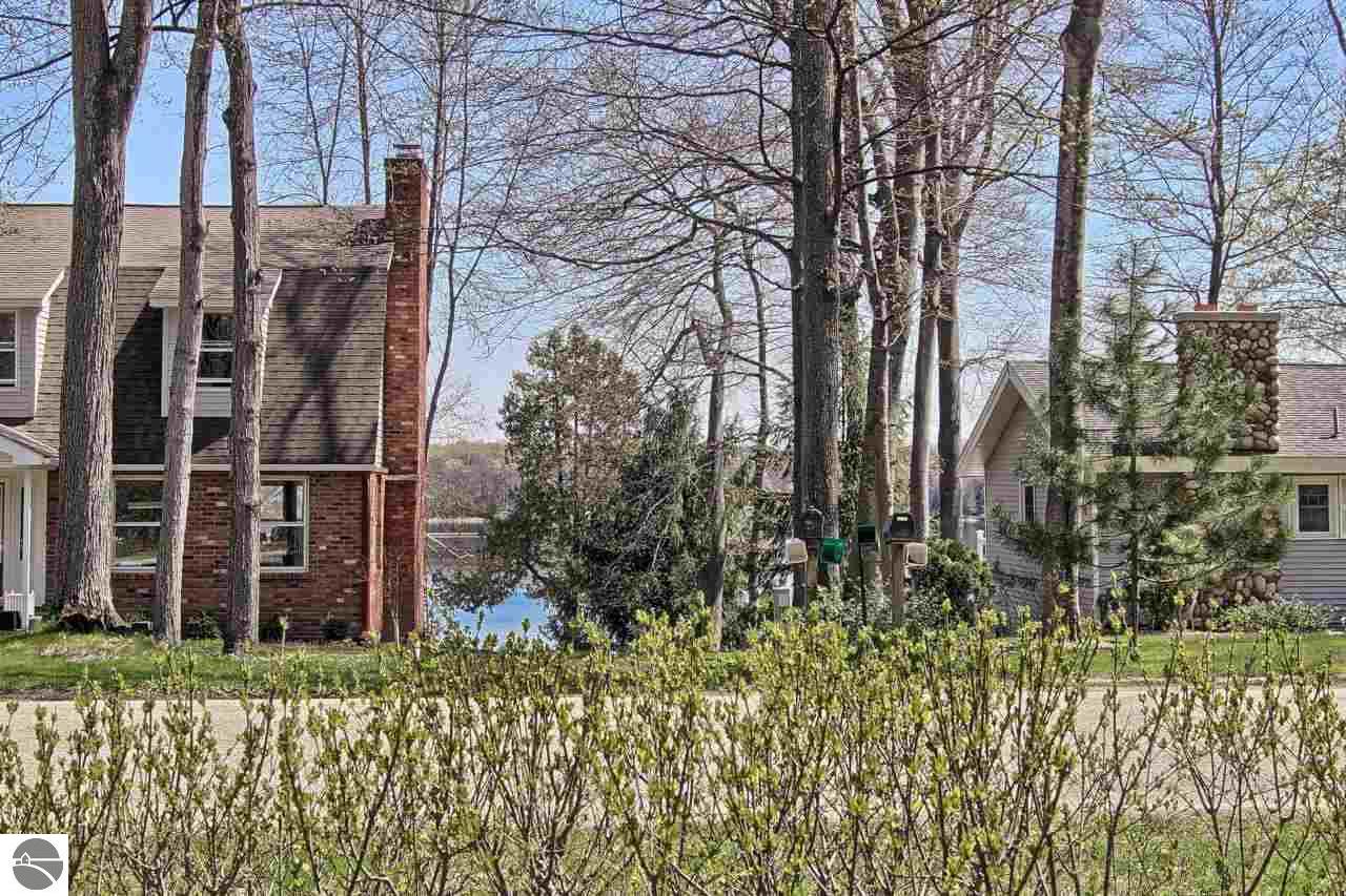 3954 E Shore Dr, Grawn, MI 49637 photo 26