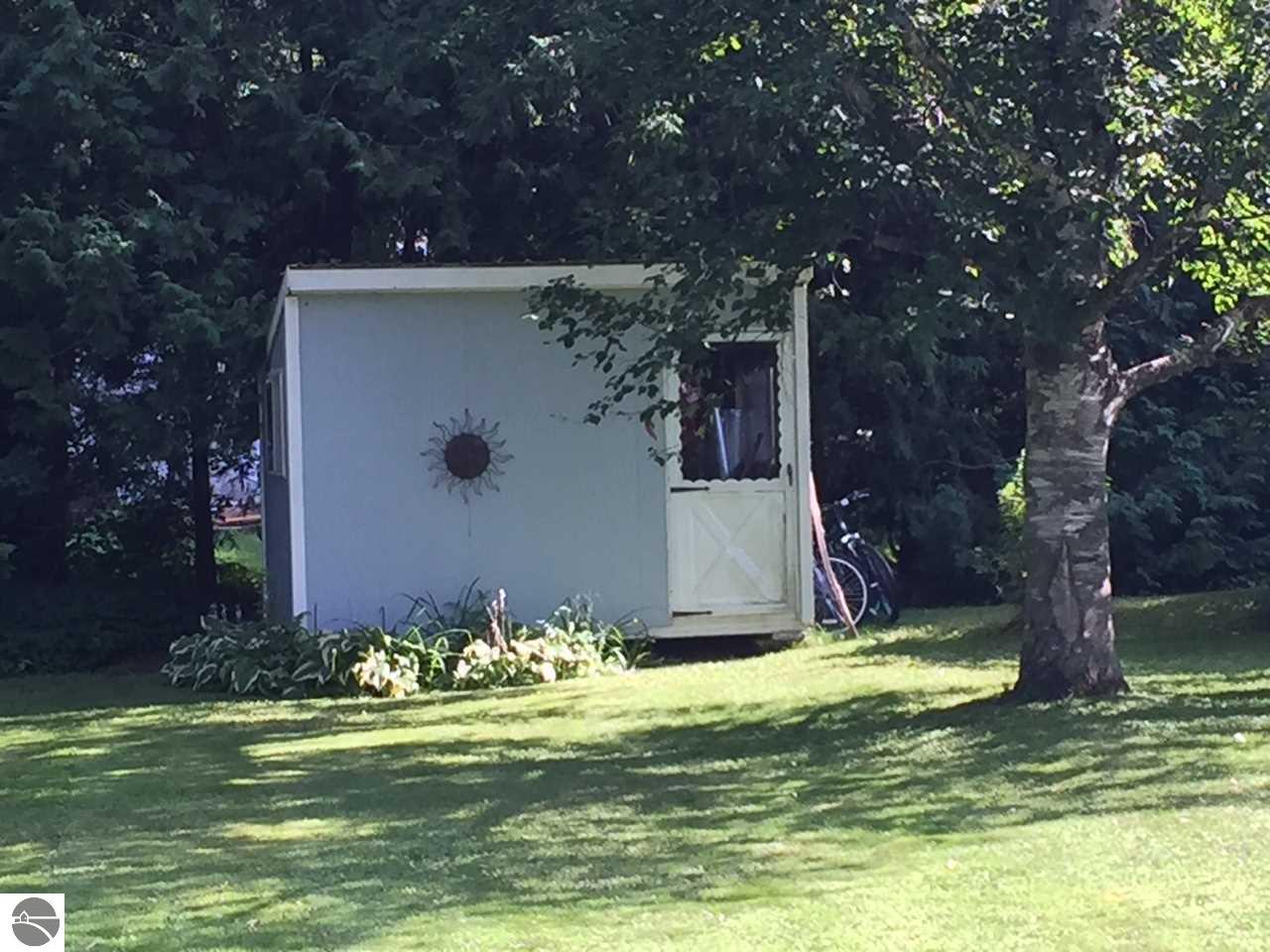 114 E Main St, Manton, MI 49663 photo 7