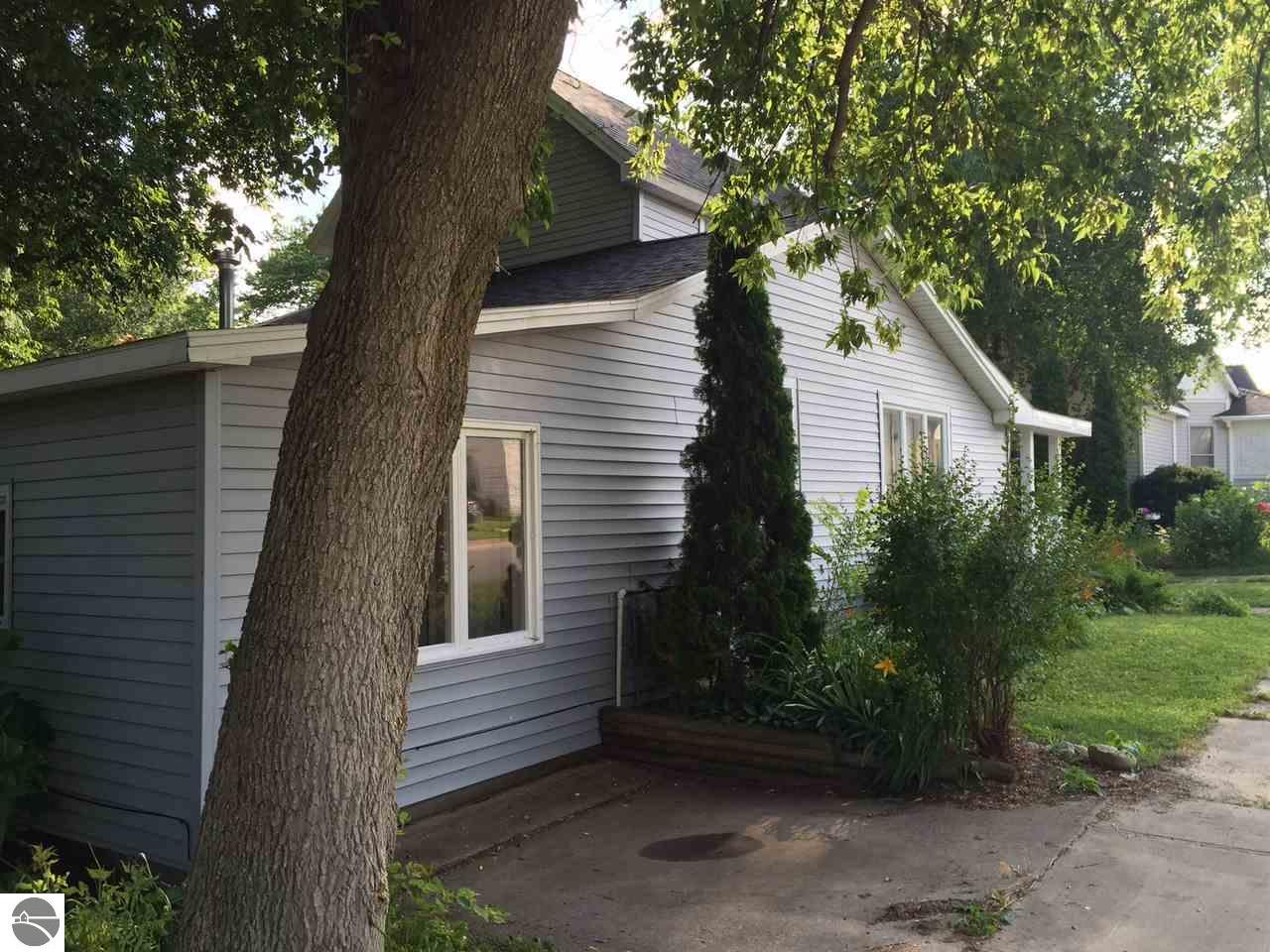 114 E Main St, Manton, MI 49663 photo 12