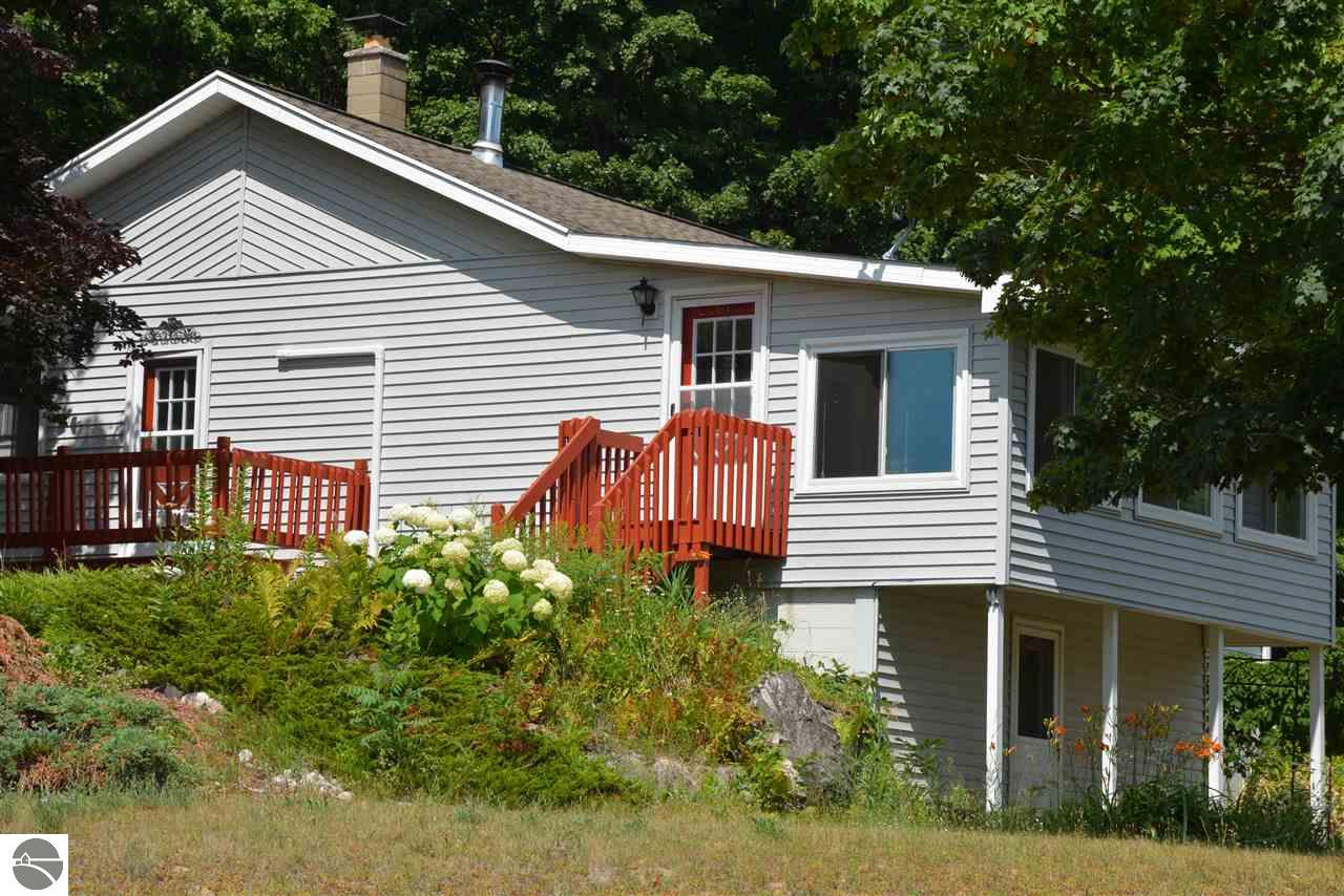 5654 E Lincoln Rd, Cedar, MI 49621 photo 7