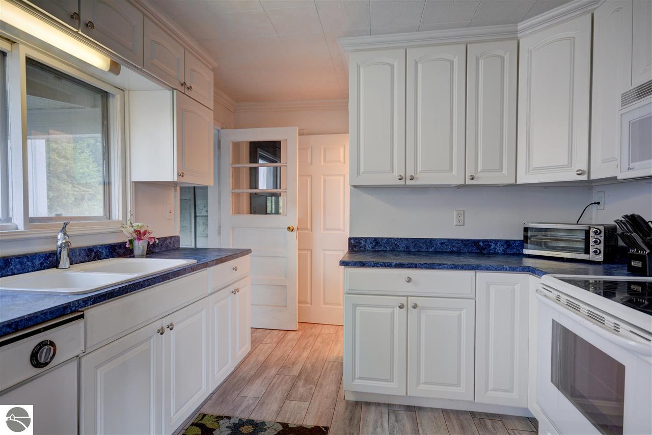 5654 E Lincoln Rd, Cedar, MI 49621 photo 10