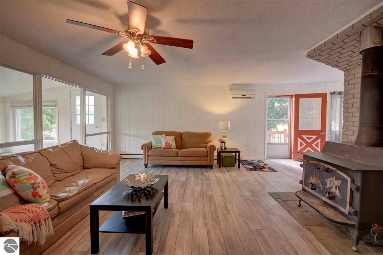 5654 E Lincoln Rd, Cedar, MI 49621 photo 3