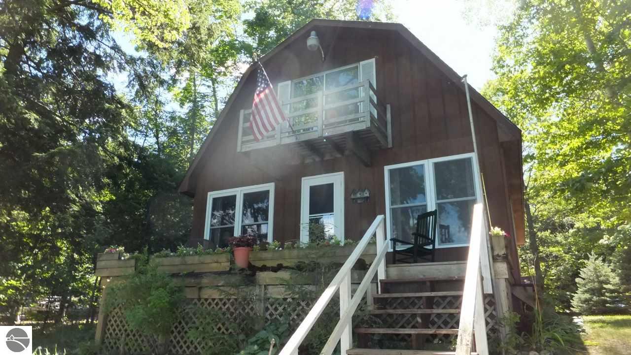 8408 Deadstream Rd, Honor, MI 49640 photo 5