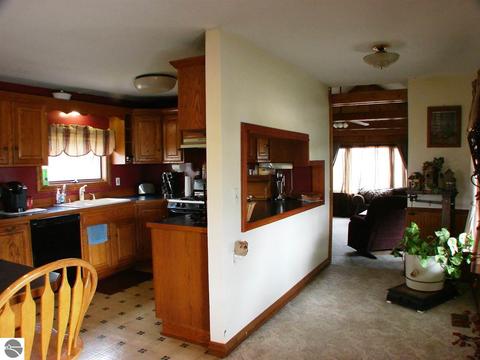 1684 N Bagley Rd, Ithaca, MI 48847 photo 12