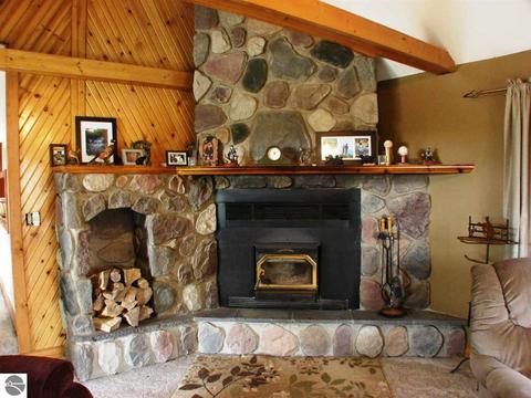 1684 N Bagley Rd, Ithaca, MI 48847 photo 13