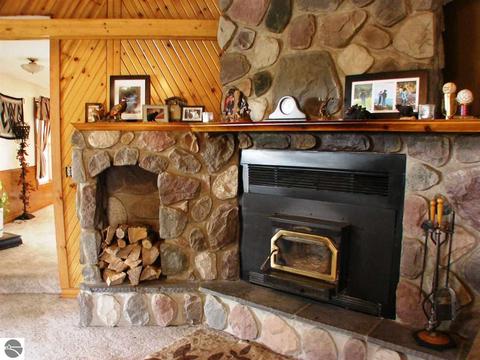 1684 N Bagley Rd, Ithaca, MI 48847 photo 14