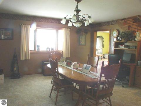 1684 N Bagley Rd, Ithaca, MI 48847 photo 21