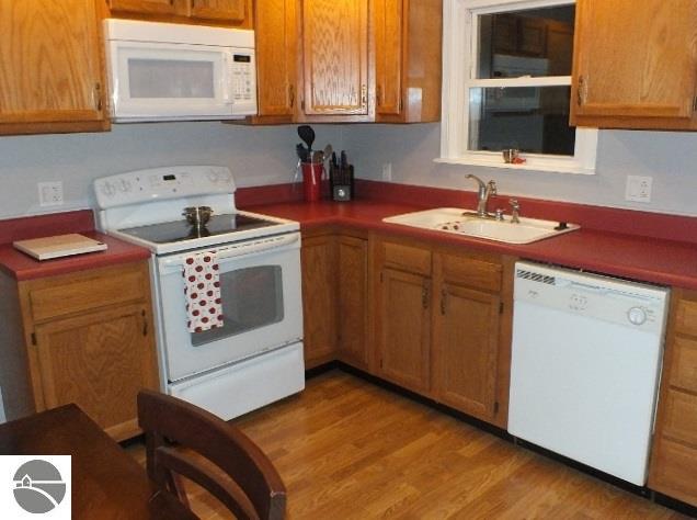 307 N Second St, Shepherd, MI 48883 photo 4