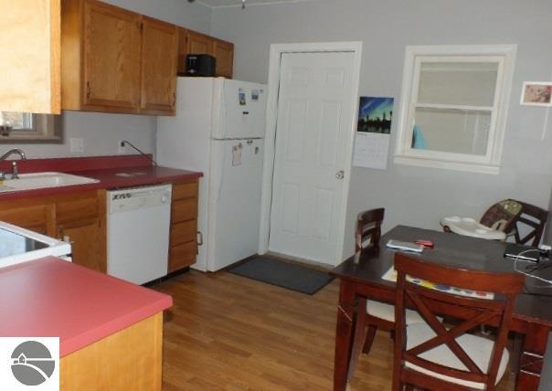307 N Second St, Shepherd, MI 48883 photo 8