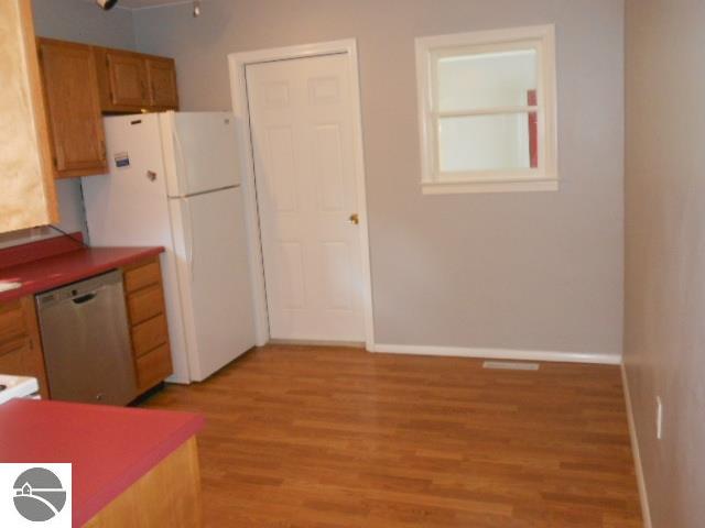307 N Second St, Shepherd, MI 48883 photo 5