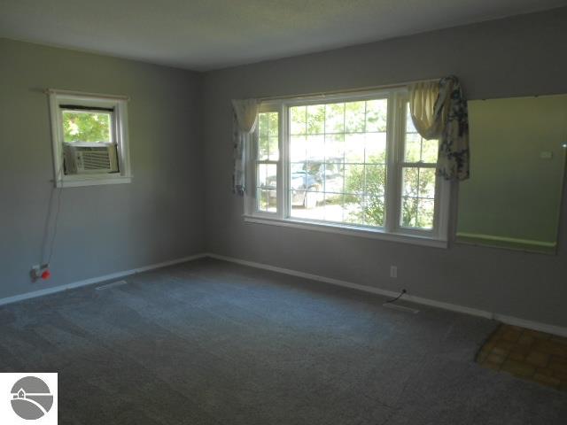 307 N Second St, Shepherd, MI 48883 photo 3