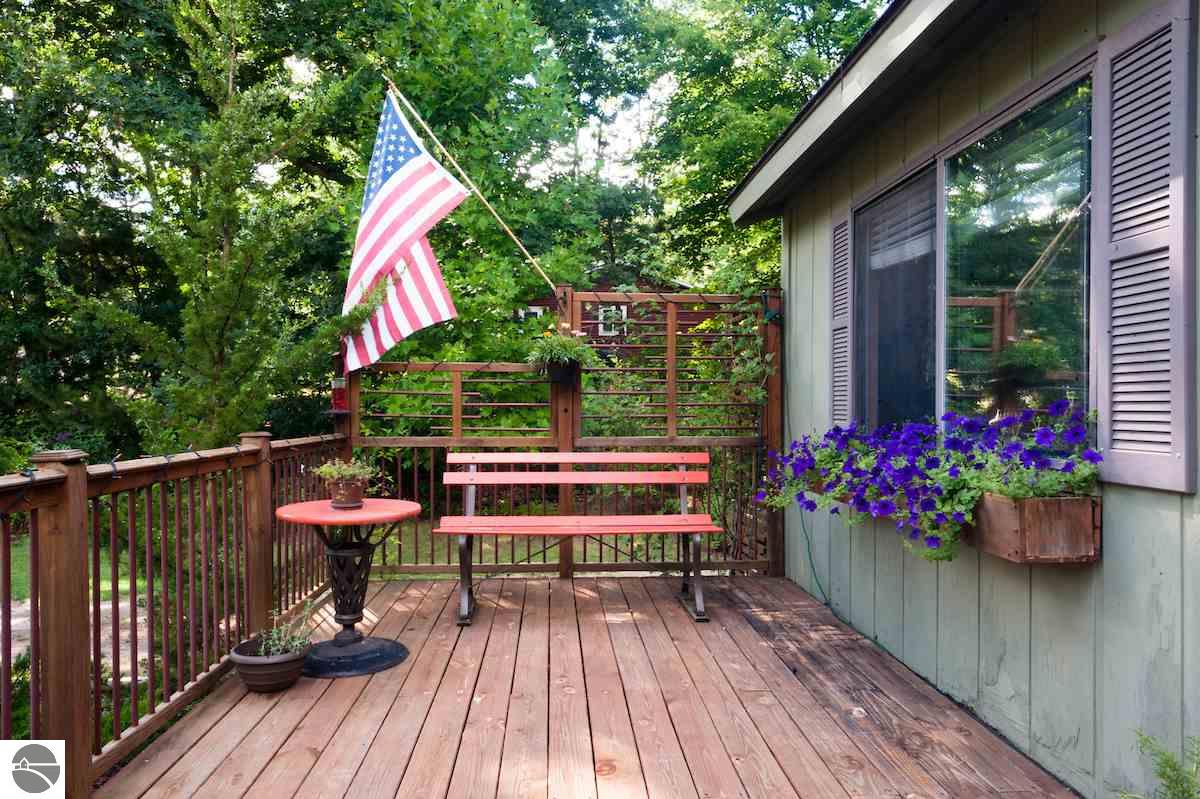 9518 Tenor Dr, Interlochen, MI 49643 photo 7
