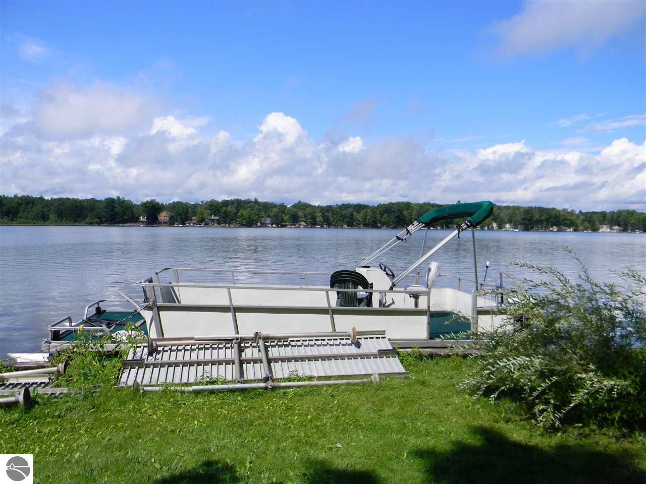 2657 Birch Point Dr, Lupton, MI 48635 photo 11