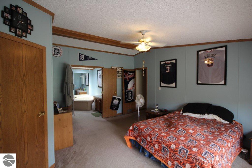 5945 E Baseline Rd, Mount Pleasant, MI 48858 photo 16