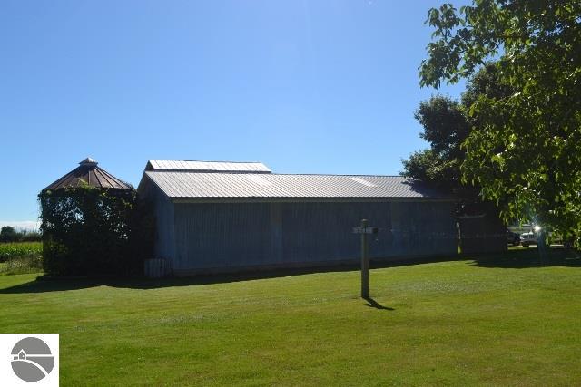 481 E Fillmore Rd, Ithaca, MI 48847 photo 26