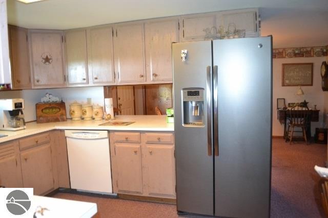 481 E Fillmore Rd, Ithaca, MI 48847 photo 4