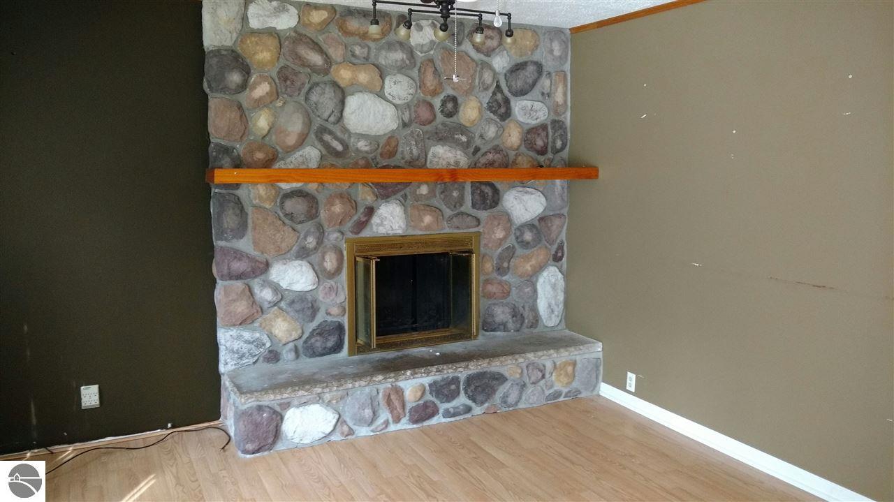 4021 E Michigan Ave, Au Gres, MI 48703 photo 3