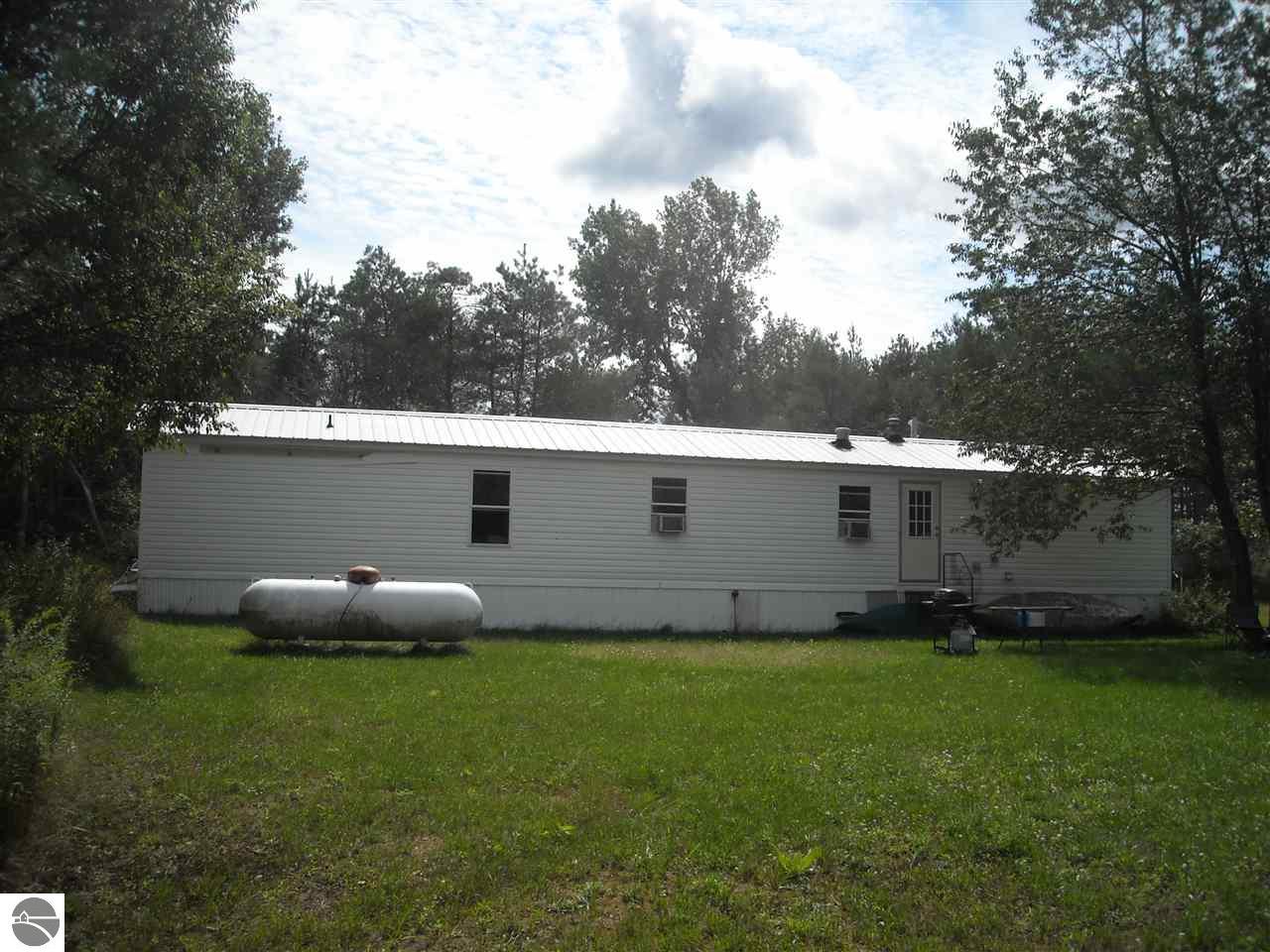 19282 Read Rd, Copemish, MI 49625 photo 3